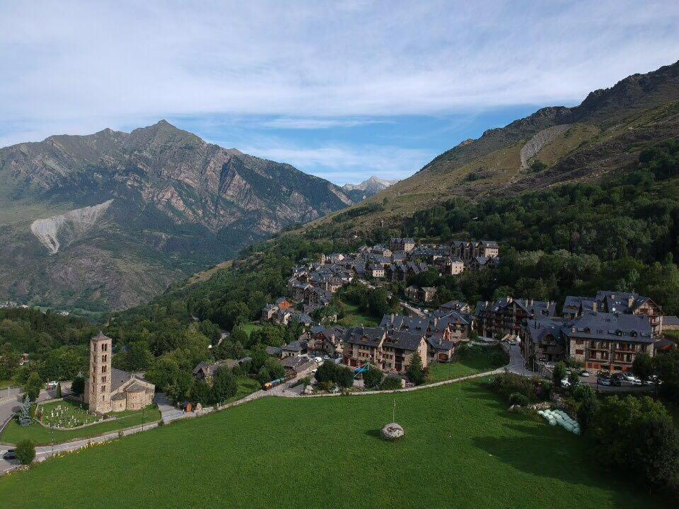 Apartamento Con Terraza Y Vistas Panoramicas En Tauell Exterior photo